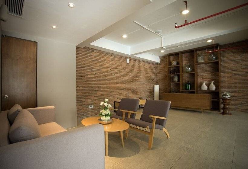 Fotos del hotel Allstay  Semarang Simpang Lima:  3