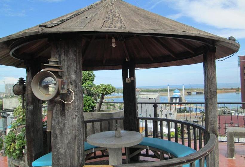 Fotos del hotel Kenari Tower:  9