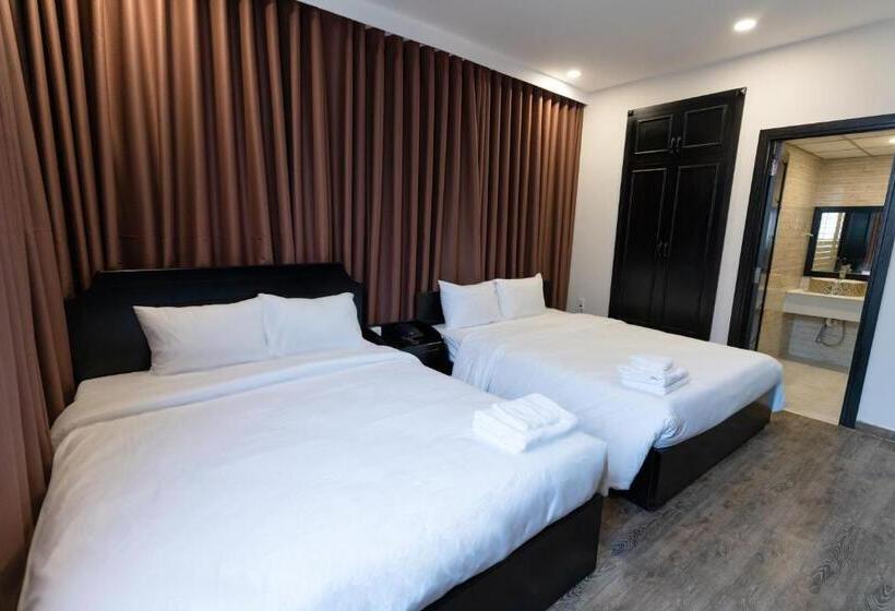 Fotos del hotel Queen Central:  16