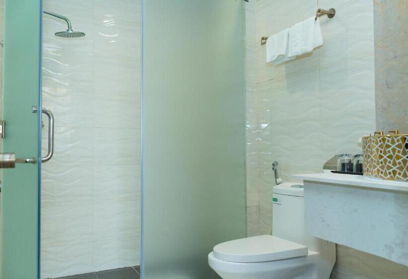 Fotos del hotel Queen Central:  6