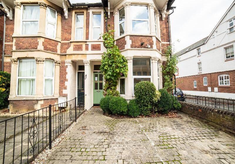 Fotos del hotel Lina Guest House:  14