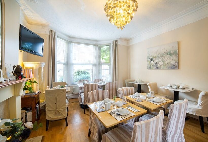 Fotos del hotel Lina Guest House:  16