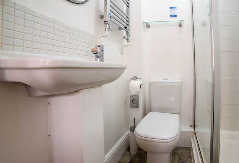 Fotos del hotel Lina Guest House:  3