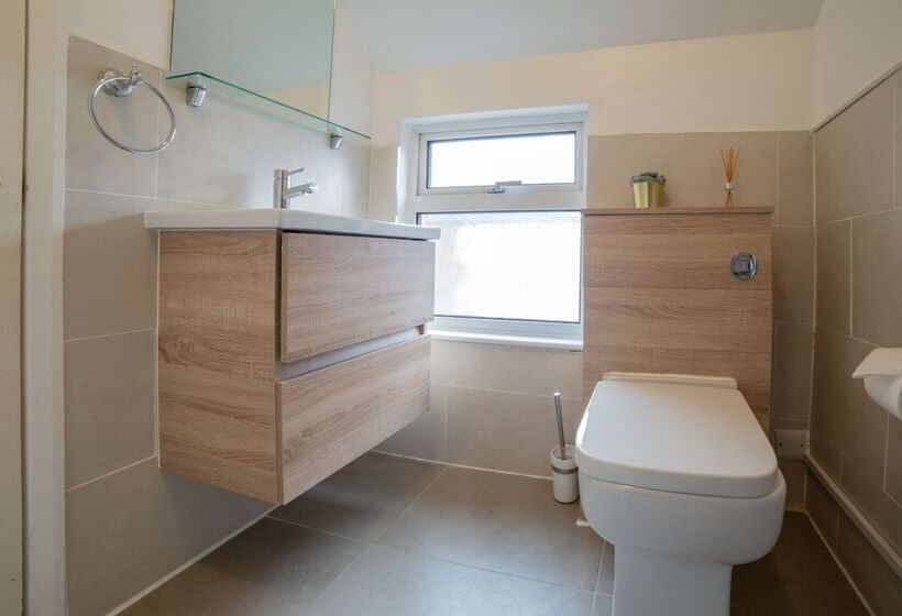 Fotos del hotel Lina Guest House:  8