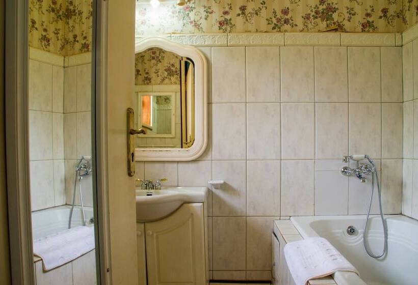 Fotos del hotel Lindsay Cottages:  6