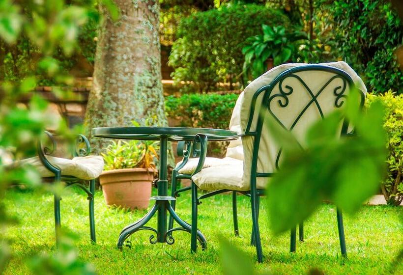 Fotos del hotel Lindsay Cottages:  5