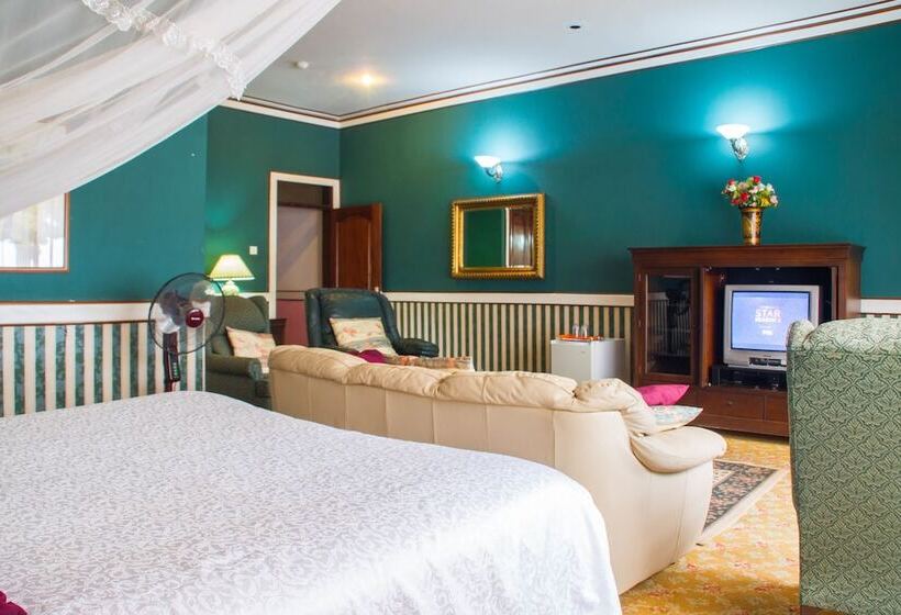 Fotos del hotel Lindsay Cottages:  24