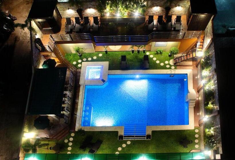 Fotos del hotel Queens:  11