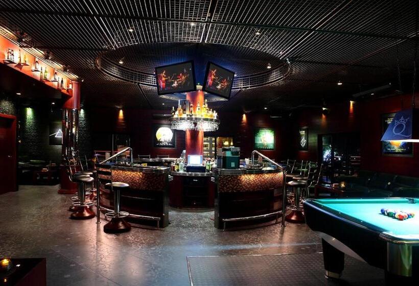 Fotos del hotel Queens:  15