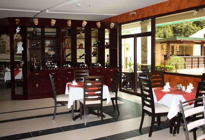 Fotos del hotel Queens:  6