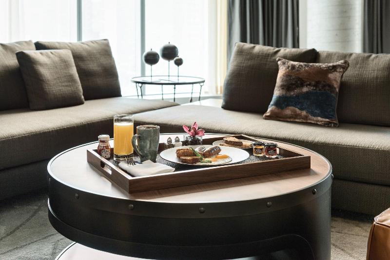 The Douglas, Autograph Collection