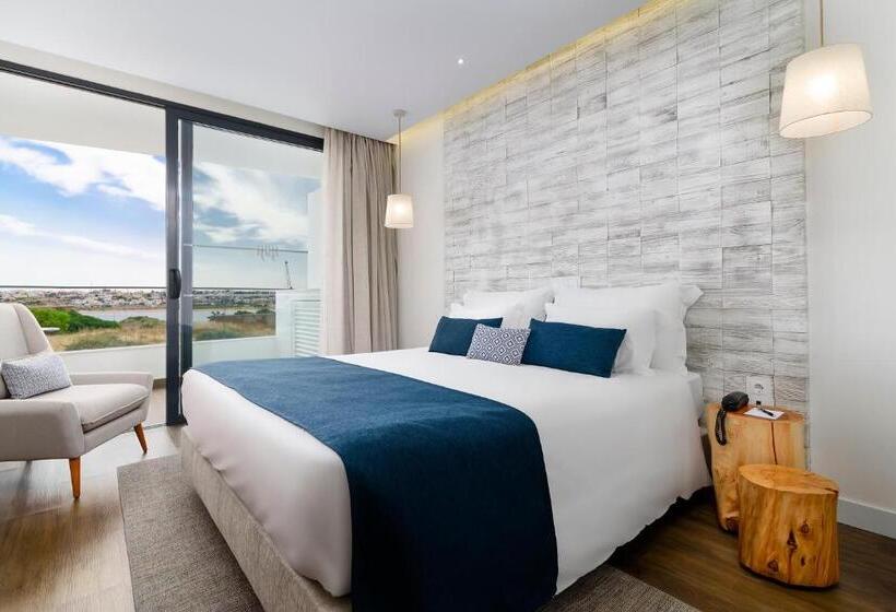 Jupiter Marina Hotel – Couples & Spa