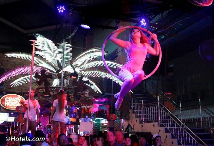 Fotos del hotel Phoenix Grand:  6