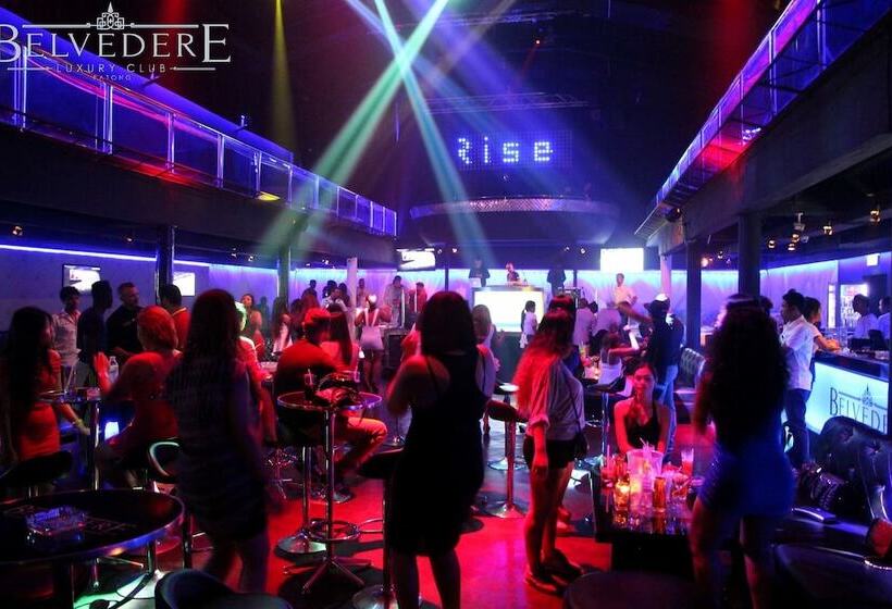 Fotos del hotel Phoenix Grand:  15