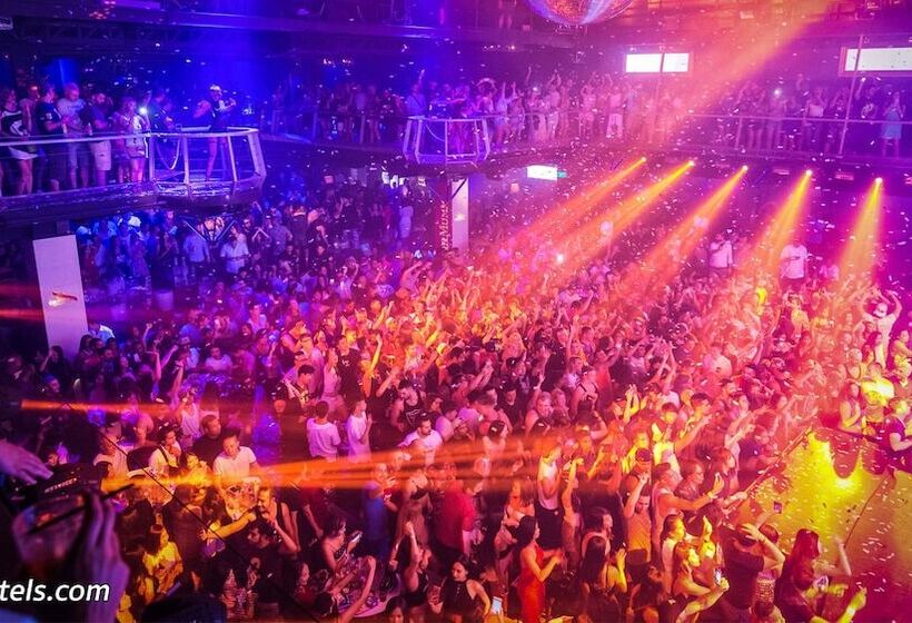 Fotos del hotel Phoenix Grand:  14