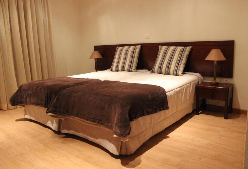 Fotos del hotel Residencial Farol:  9