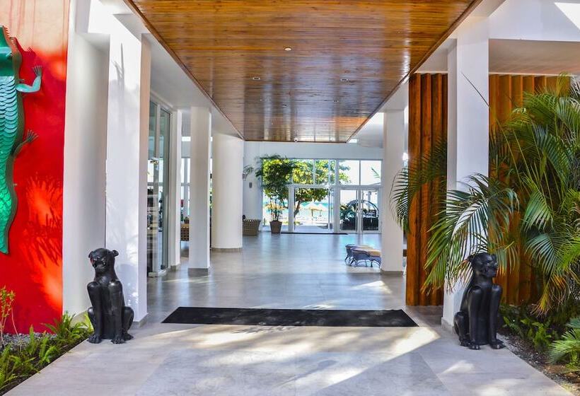 Fotos del hotel Royal Decameron Cornwall Beach  All Inclusive:  4