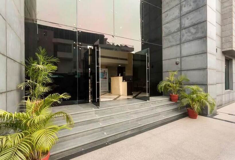 Fotos del hotel Delta Suncity:  5