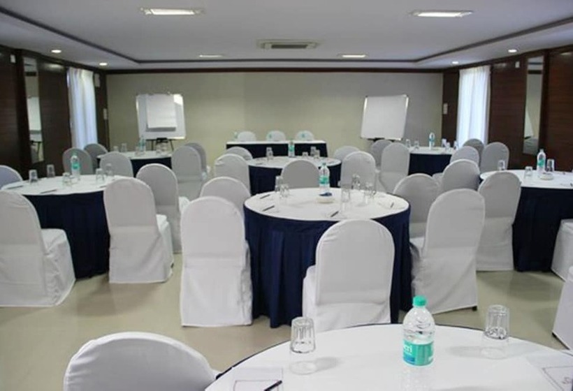 Fotos del hotel Delta Suncity:  6