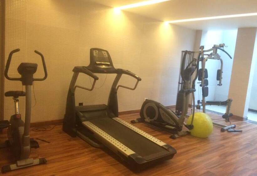 Fotos del hotel Delta Suncity:  11