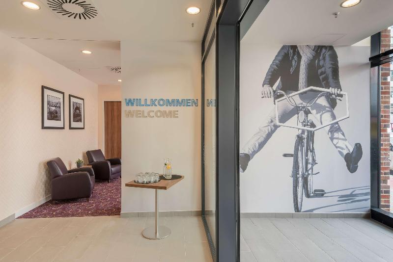 Fotos del hotel Hampton By Hilton Hamburg City Centre:  2
