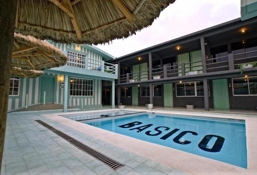 Fotos del hotel Mas Basico:  15