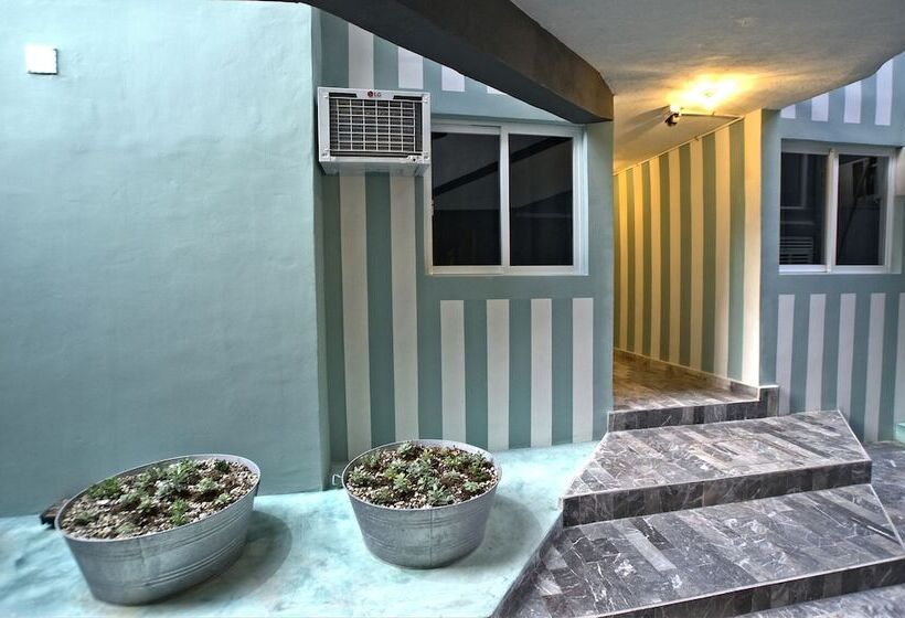 Fotos del hotel Mas Basico:  12