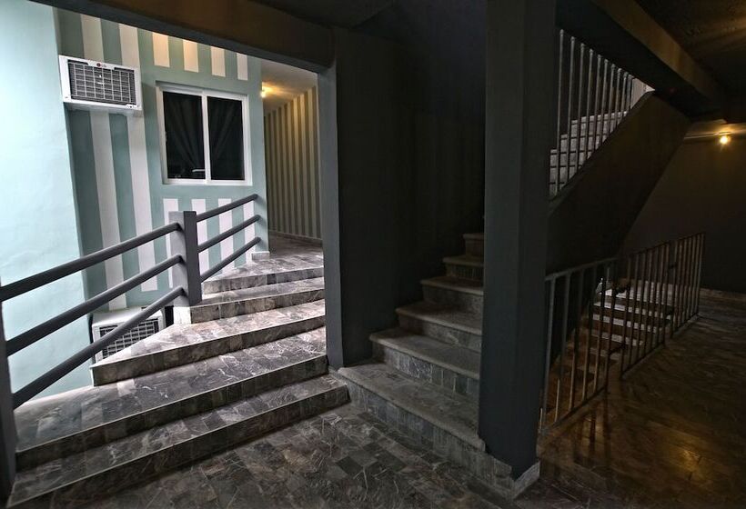 Fotos del hotel Mas Basico:  24