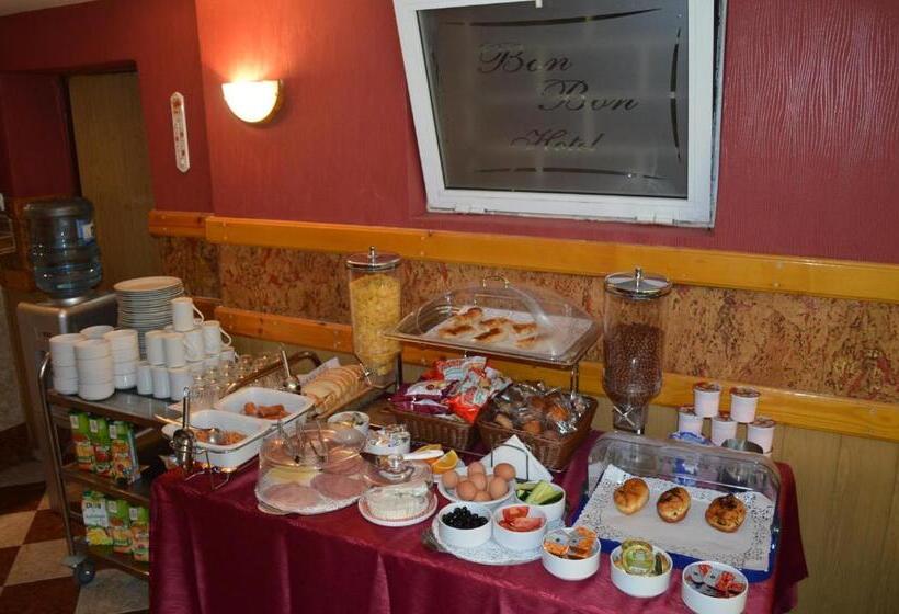 Fotos del hotel Bon Bon:  11