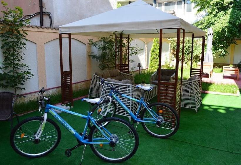 Fotos del hotel Bon Bon:  25