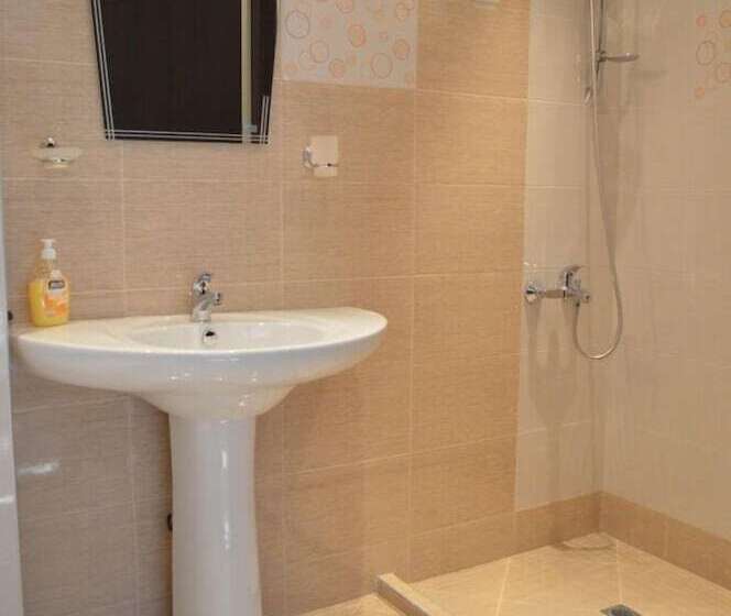 Fotos del hotel Bon Bon:  13