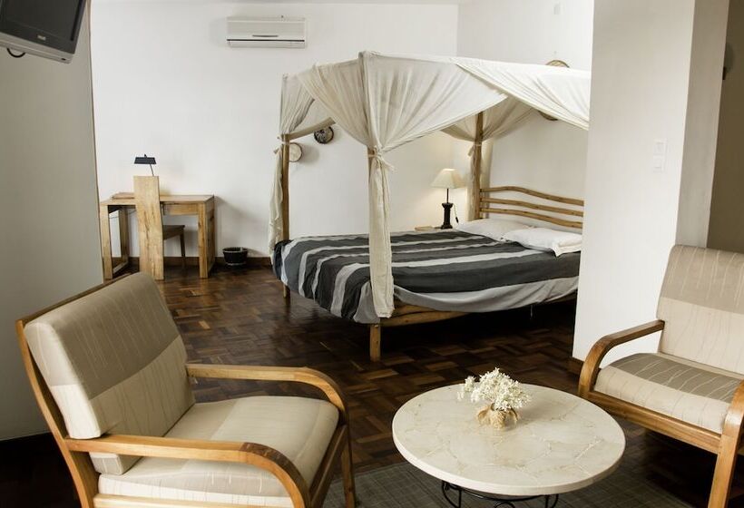 Fotos del hotel Le Combava Hôtel:  16