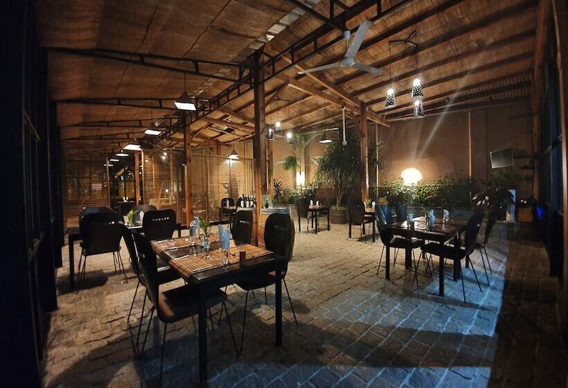 Fotos del hotel Le Combava Hôtel:  19