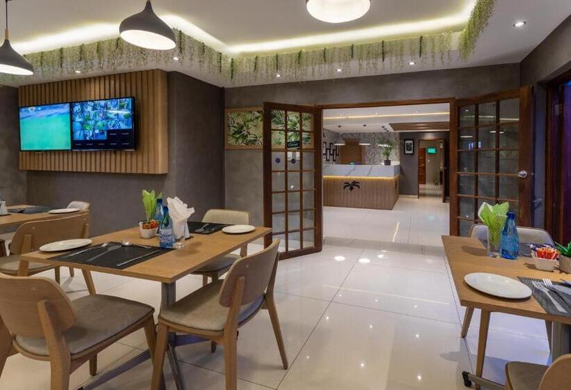 Fotos del hotel The Cycad Lodge & Chalets:  25