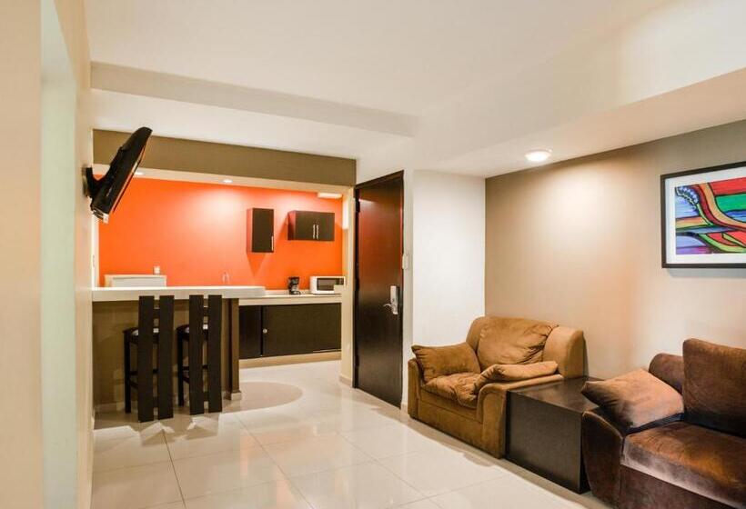 Fotos del hotel Capital O Veracruz Suites:  5