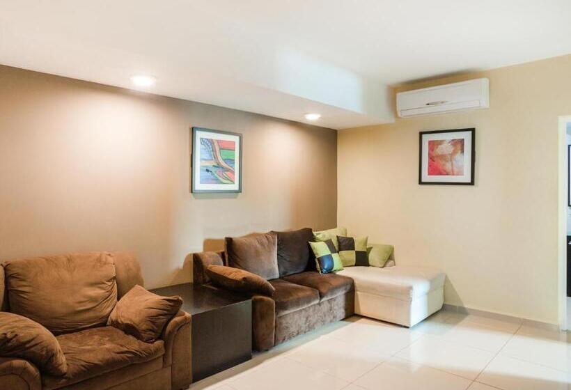 Fotos del hotel Capital O Veracruz Suites:  20