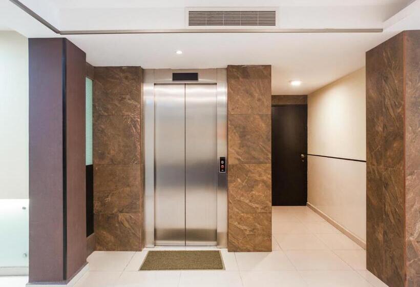 Fotos del hotel Capital O Veracruz Suites:  24