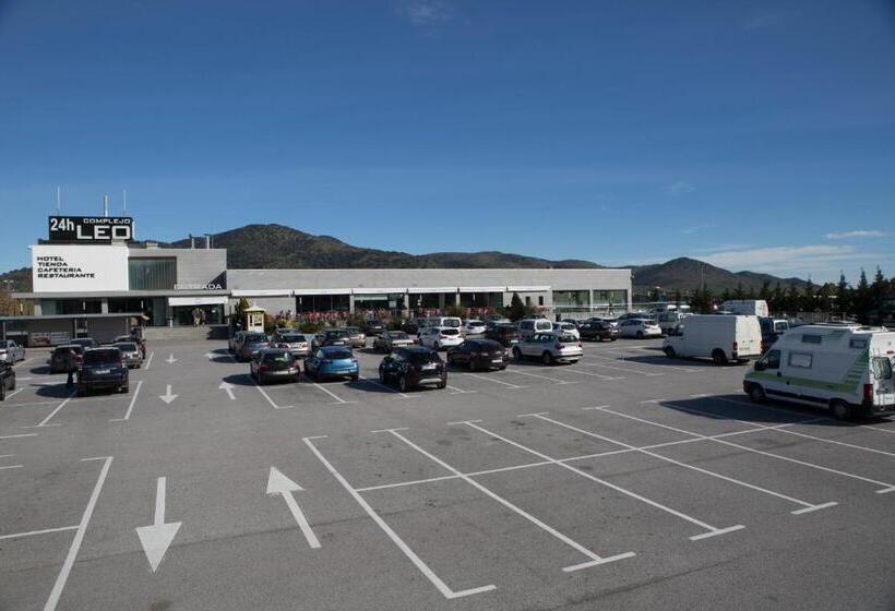 Fotos del hotel Complejo Leo 24h:  7