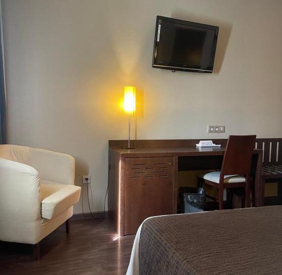 Fotos del hotel Complejo Leo 24h:  9