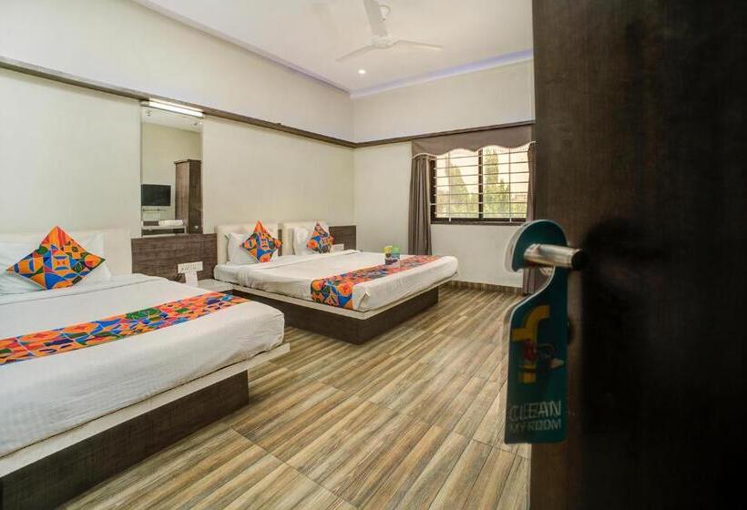 Fotos del hotel Fab Bee Town:  6