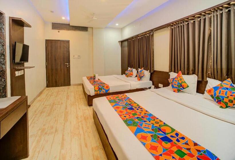 Fotos del hotel Fab Bee Town:  16