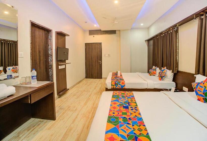 Fotos del hotel Fab Bee Town:  11