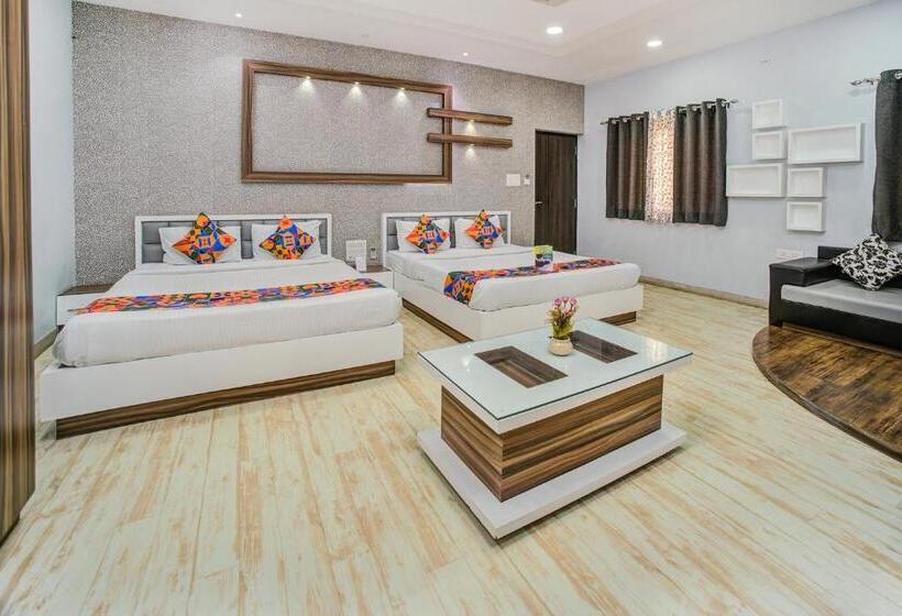 Fotos del hotel Fab Bee Town:  21