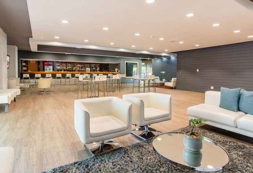 Fotos del hotel Fnb Conference Centre And:  2