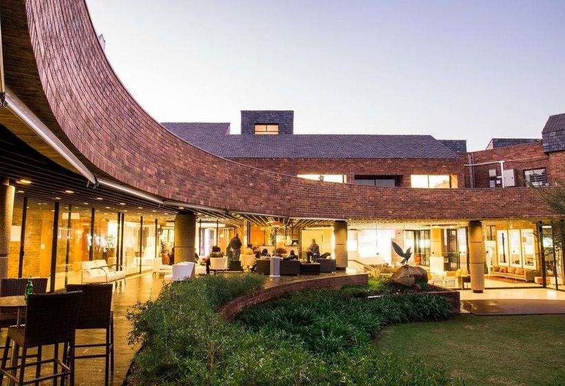 Fotos del hotel Fnb Conference Centre And:  15