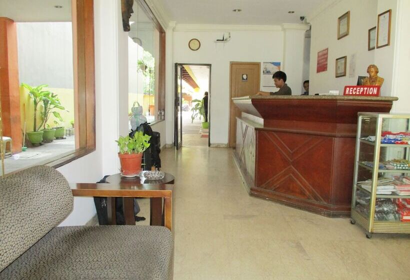 Fotos del hotel Maxim:  3