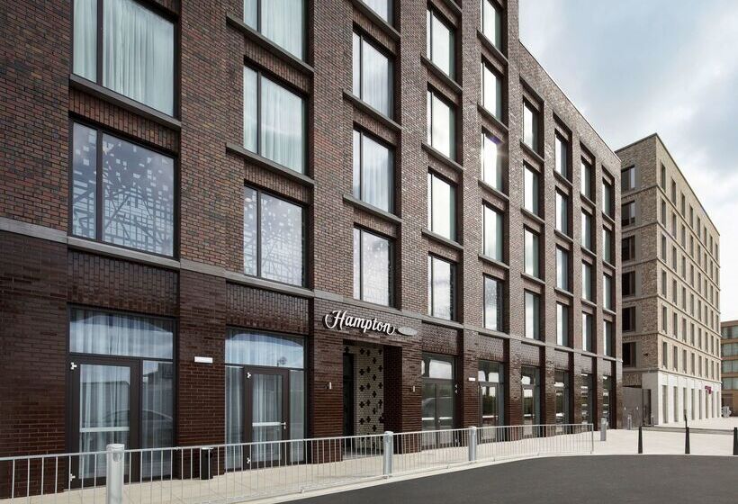 Hampton By Hilton London Docklands