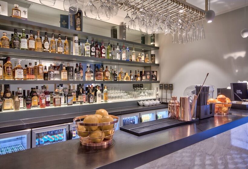 Fotos del hotel La Falconeria:  18