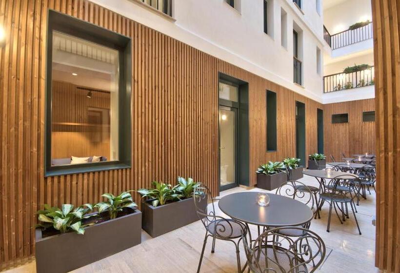 Fotos del hotel La Falconeria:  7