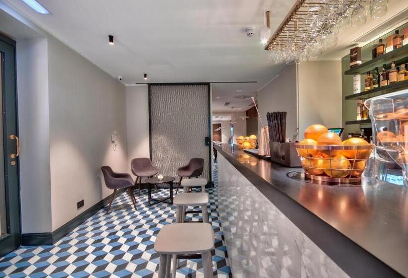 Fotos del hotel La Falconeria:  21